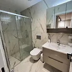 180° View In Diamond Building *