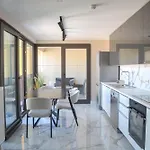 180° View In Diamond Building *