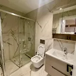 180° View In Diamond Building Appartamento