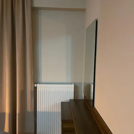Lejlighed 180° View In Diamond Building *