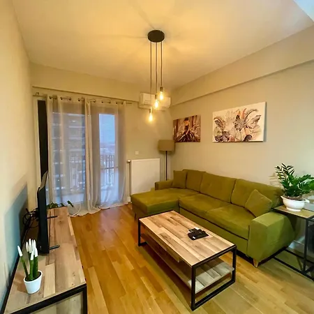 180° View In Diamond Building Apartment