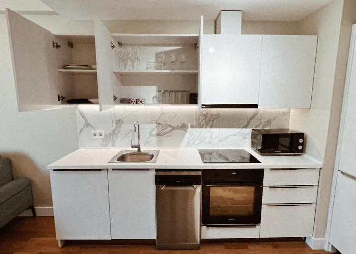 Apartment 180° View In Diamond Building