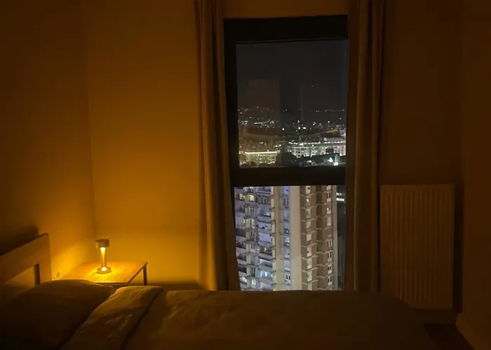 180° View In Diamond Building