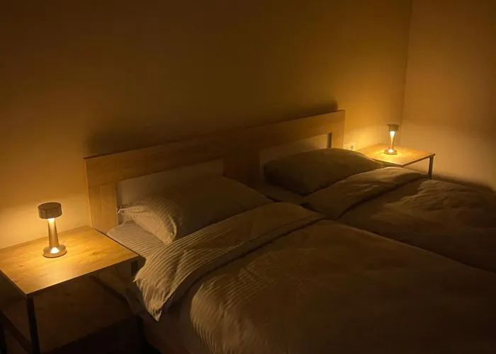 180° View In Diamond Building Apartment *